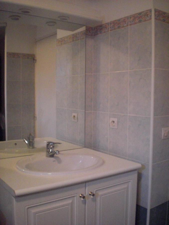 Residence Avec Piscine, Plage A 100 M, Cannes Et Juan Les Pins A 5 Min, Wifi Гольф-Жуан Экстерьер фото